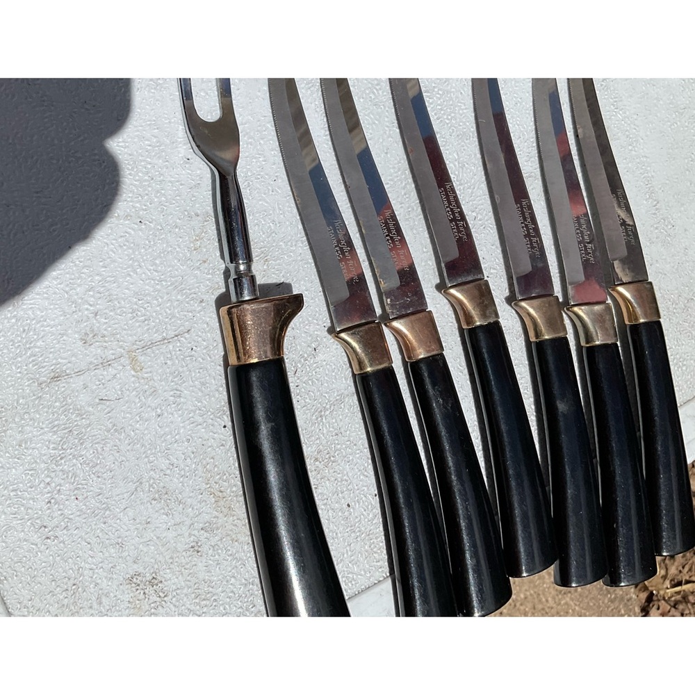 Mcm SHEFFIELD STEAK KNIVES WITH SERVING FORK SET.Black Bakelite handles